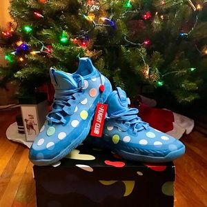 Adidas Harden Vol.5 Futurenatural Basketball Sneakers in Polka Dot Light Blue